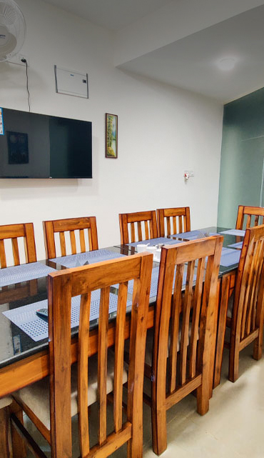 Grand Comfort ITC offers budget to luxury Service Apartments & Guest House   in  North Bangalore. Enjoy comfort, convenience & top hospitality for all stays.